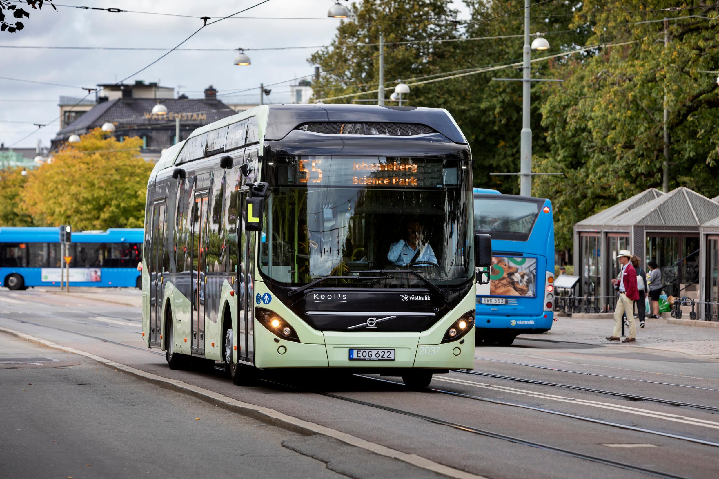 حافلة نقل عام كهربائية بمدينة غوتنبرغ